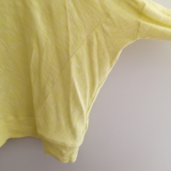 By Anthropologie Damania Yellow Asymmetrical Lightweight Pullover Sweater Small - Picture 7 of 16